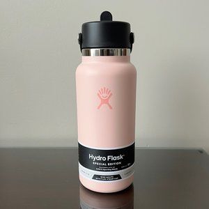 Hydro Flask Dogwood 32 oz. NWT
